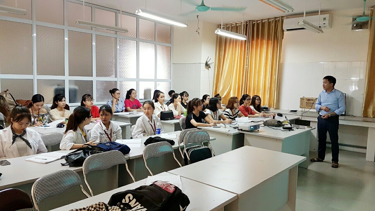 Hoạt động seminar khoa học